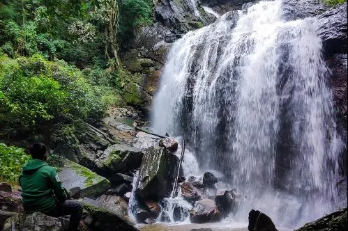 gupthagami-waterfalls-4.jpg
