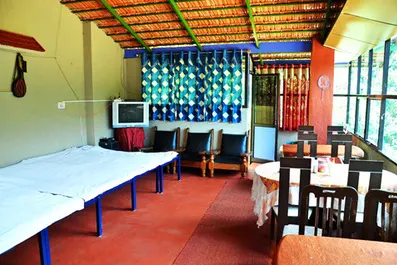 suraksha-homestay-10.jpg