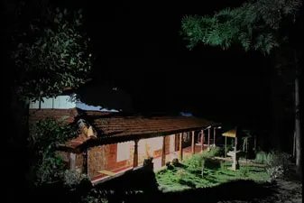 the-courtyard-12-orig.jpg