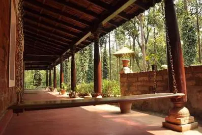 the-courtyard-2.jpg