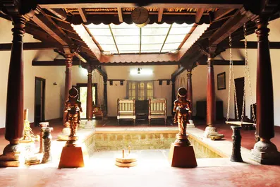 the-courtyard-4.jpg