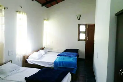 mansion-1.jpg