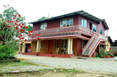 nature-hut-11.jpg