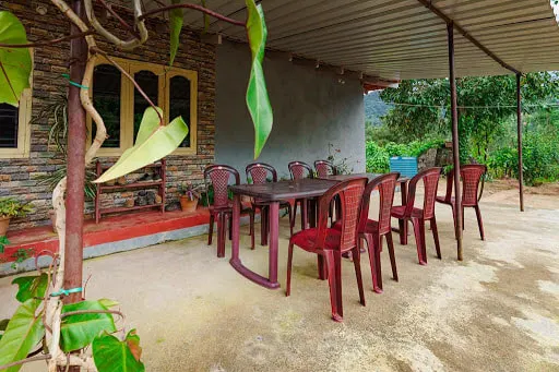 oak-cottage-homestay-advisor-chikmagalur-5.jpg