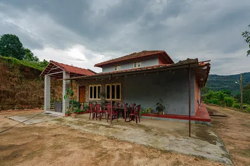 oak-cottage-homestay-advisor-chikmagalur-4.jpg
