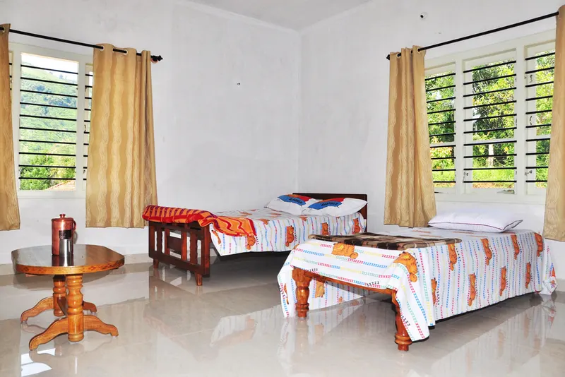 9-bedroom-window-scenary_orig.jpg