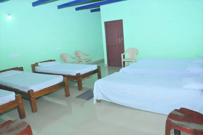 room-n-roof-homestay-advisor-chikmagalur-13.jpg