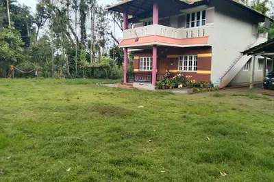 Celery Homestay
