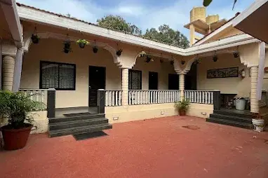 Vagator House