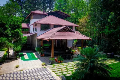 Cinnamon Villa