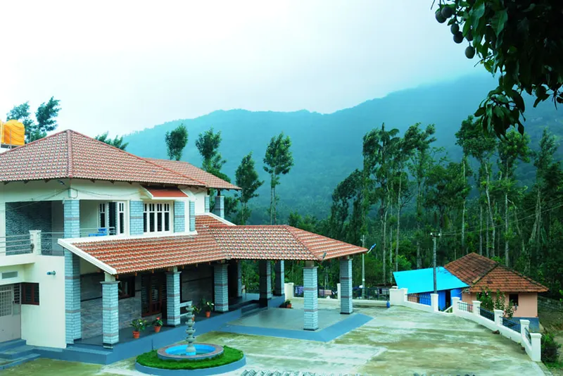 Honeyrock_Homestay_Bungalow_2.jpg