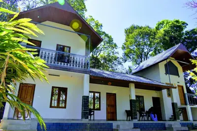 Skyes Resort