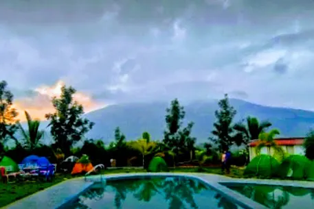 aura-foothills-2_1.jpg