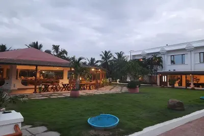 Chariot Beach Resort