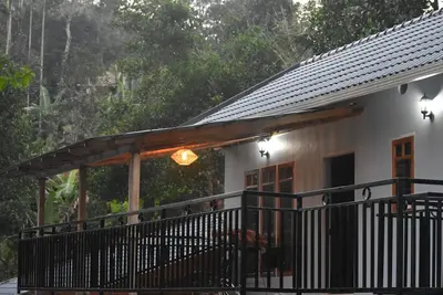 Janus Homestay