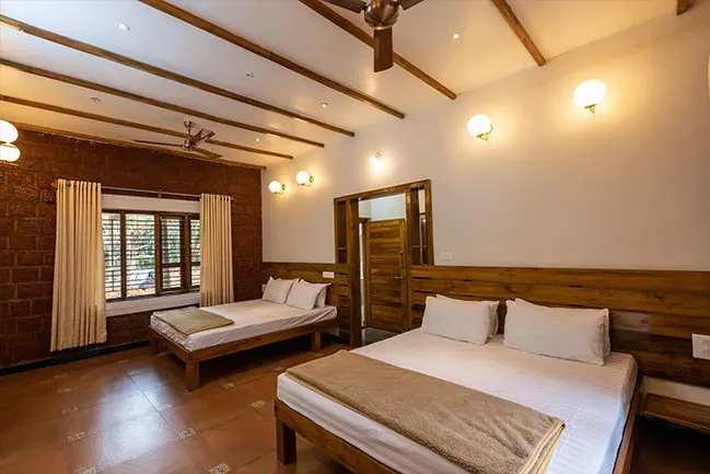 blooming-bungalow-club-rooms-1.jpg