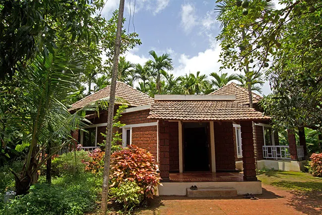 blooming-bungalow-cottage-1.jpg