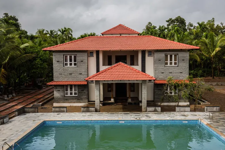 east-bungalow-blomming-14.jpg