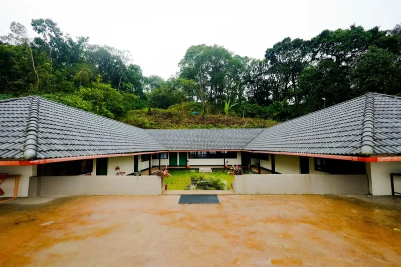fallsview-retreat-homestay-advisor-madikeri-3_orig.jpg