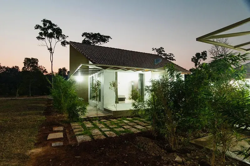 crape-jasmine-homestay-advisor-chikmagalur-1_orig.jpeg