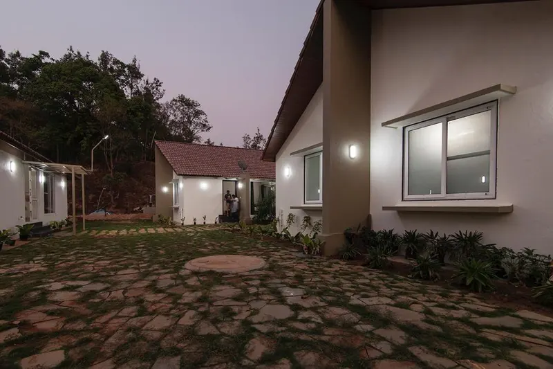 crape-jasmine-homestay-advisor-chikmagalur-7_orig.jpeg