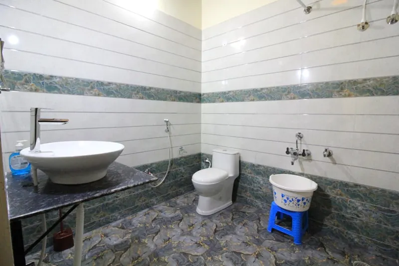 little-court-homestay-advisor-belur-4_orig.jpeg