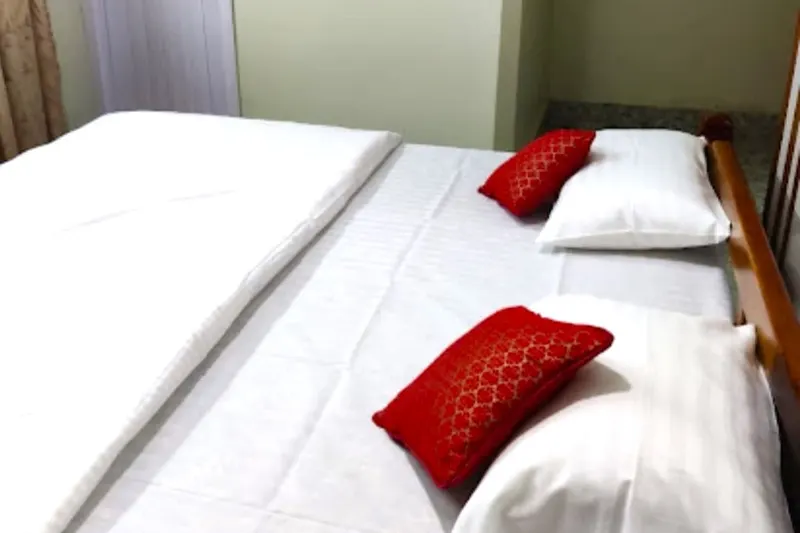 little-court-homestay-advisor-belur-5_orig.jpeg