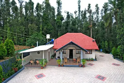 Aristo Homestay