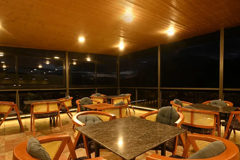deck-chikmagalur-1_orig.jpg