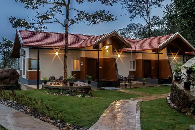 essence-retreat-luxury-cottages-1_orig.png