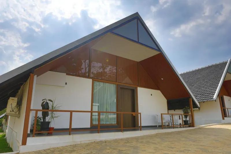 lavish-respite-privte-pool-resort-chikmagalur-20_orig.jpg