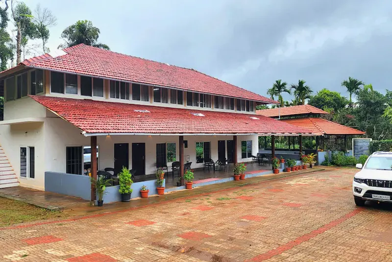 calm-water-retreat-homestay-advisor-sakleshpura-15_1_orig.png