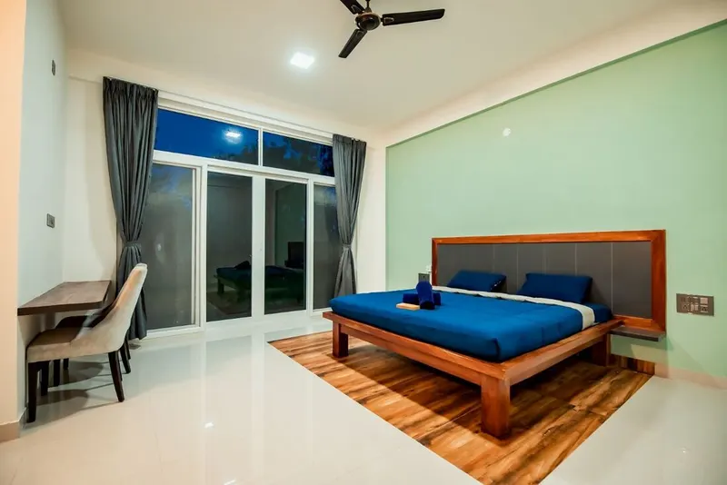 standard-room-1_orig.jpg