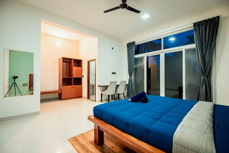 standard-room-2_orig.jpg