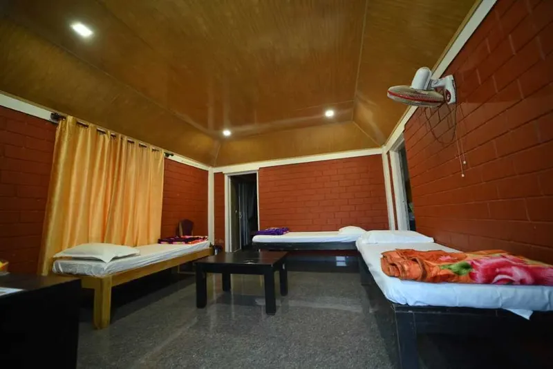 cascading-springs-homestay-advisor-madikeri-10_orig.jpeg