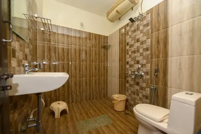 wildroot-dwelling-washroom-photo_orig.webp