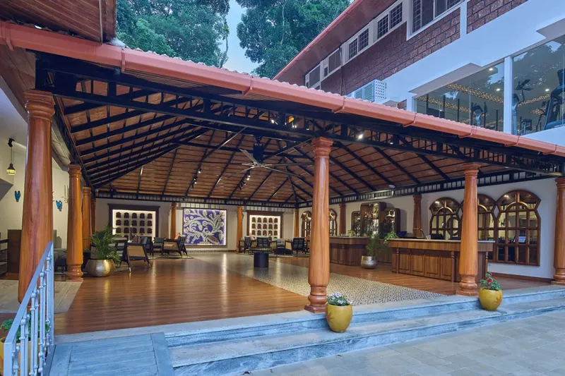 the-evergreen-courtyard-5_1_orig.jpg