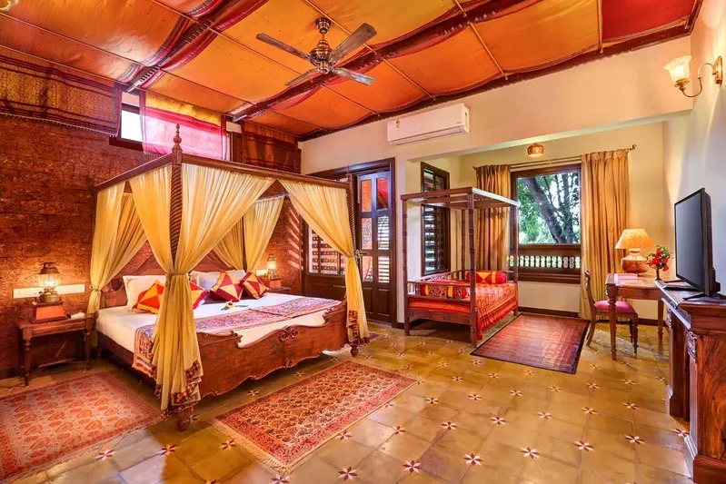 brahma-breeze-palace-homestay-advisor-hassan-15.jpg
